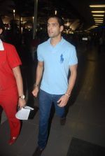 Siddharth Mallya snapped at international airport on 9th Dec 2011 (5).JPG
